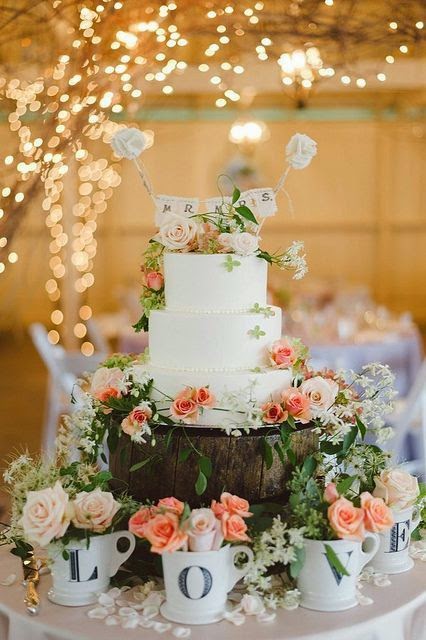 rose wedding cake 