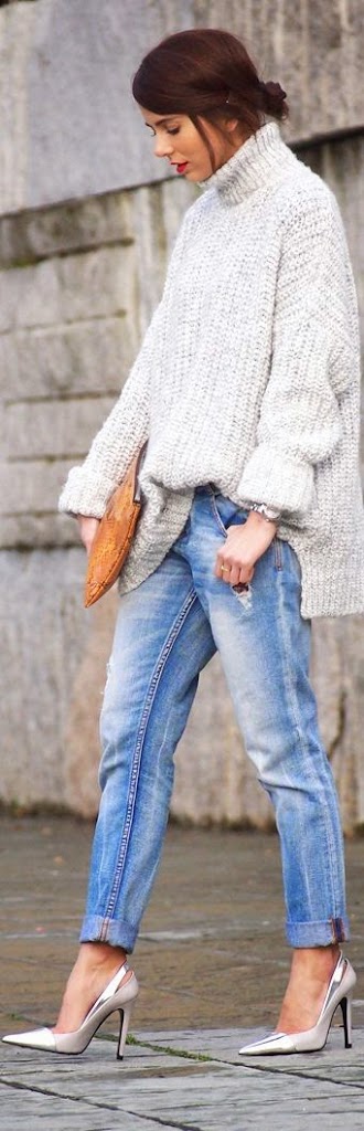 chunky sweater and boyfriend jeans