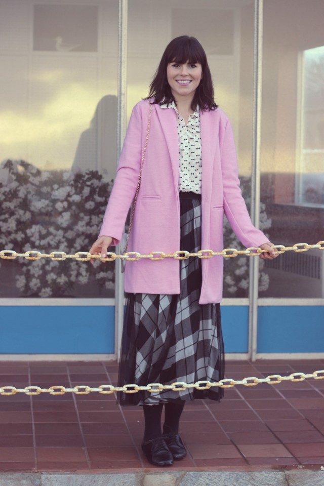 New Chic Pink Coat, New Chic pink cupcake bag, Maison Jules Tulle skirt, H&M Bow printed blouse