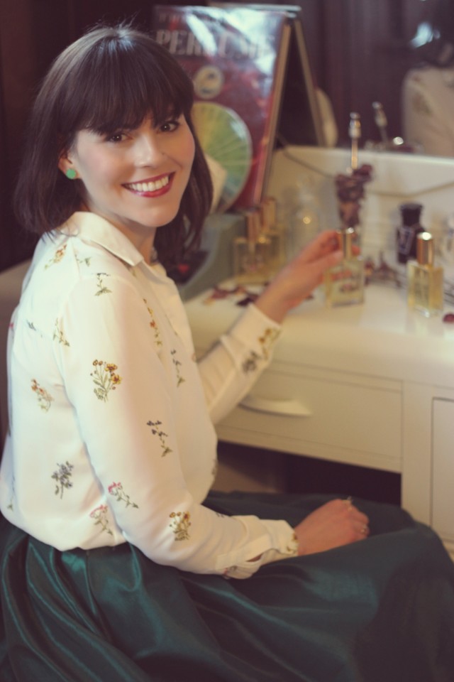 Make your own perfume, Natures First Beauty Bar, custom perfume, perfumery, Victoria, BC, Monday Magazine, Fashion Blogger, Laura Jane Atelier, Migration Boutique , Vintage Fashion, Parisian perfume, fragrance, natural perfume