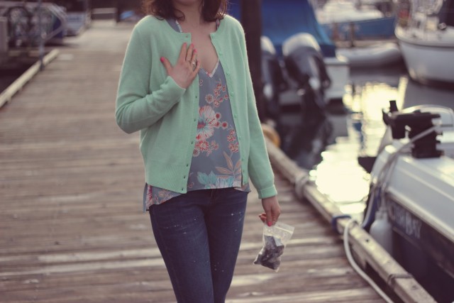 Design Lab Floral Blouse, Lord and Taylor Cashmere Cardigan, Design lab distressed jeans, Seals, Oak Bay Marina, Sperry Boat Shoes, Fashion Blogger, Spring Fashion 
