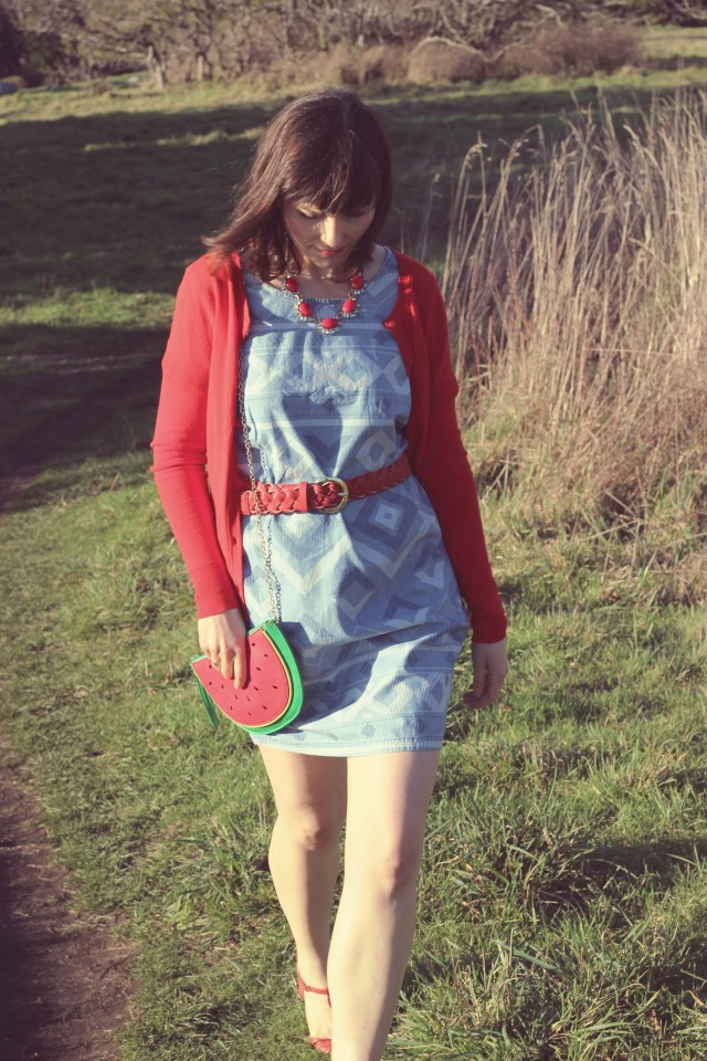 Watermelon Bag, Old Navy Chambray Dress, Charming Charlie Red Belt, Target Red Cardigan, Stella and dot Red Necklace, Seychelles Red Shoes, Fashion Blogger, Vintage Fashion, Spring Fashion 