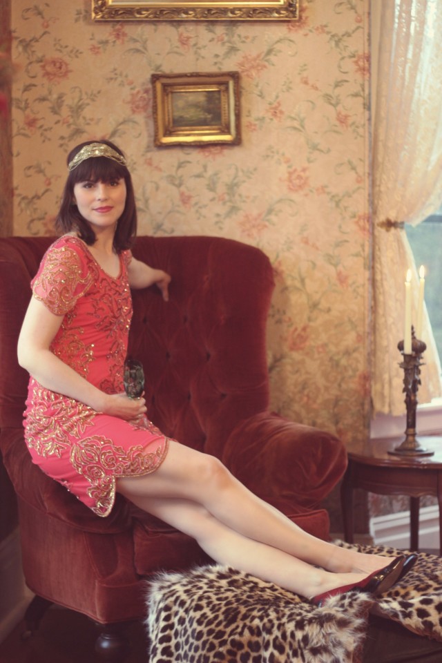 Gatsby Lady, London, Downton Abbey Fashion, vintage Fashion, Fashion Blogger, 1920s Fashion, Flapper, The Great Gatsby, Red Flapper Costume, Lady Mary , Victoria, Vintage Fashion 