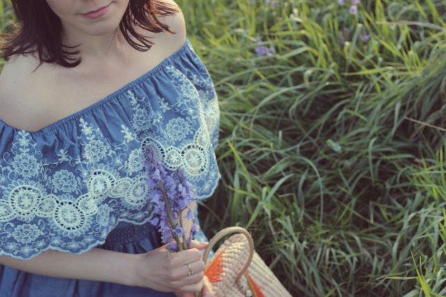 Chic Wish Folksy Lace Cutout Off-shoulder Dress in Denim, Fashion Blogger, Vintage Fashion, Spring Dress, Vintage straw bag 