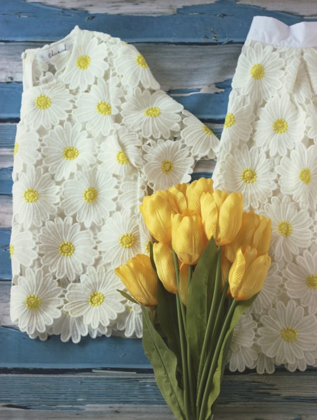 Chic Wish Daisy Crochet set