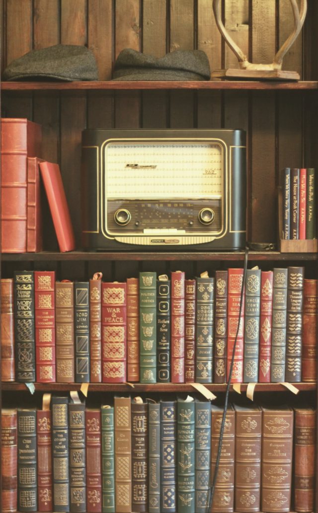 Vintage Library, vintage radio