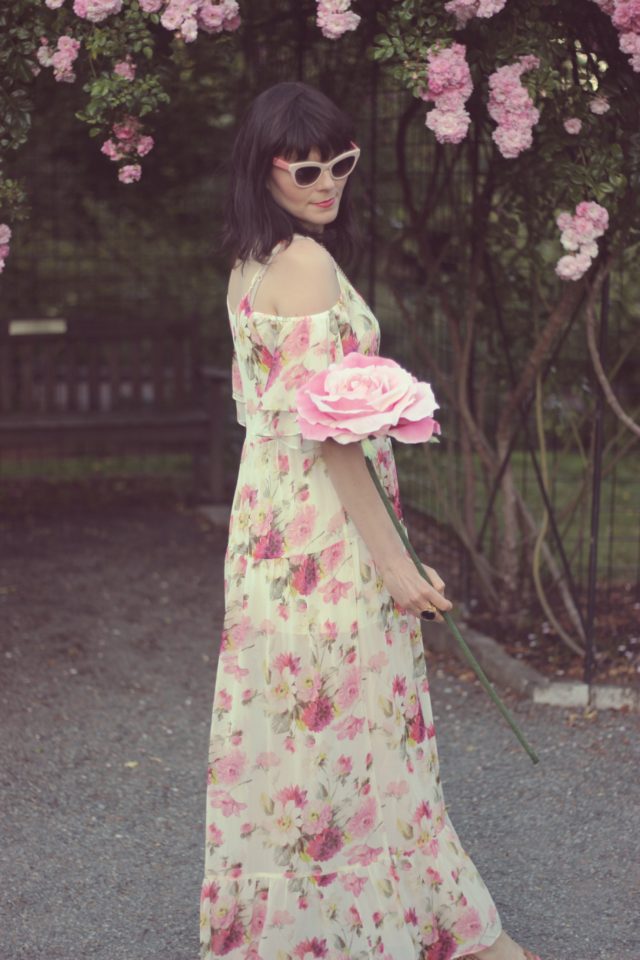 Highline Collective, Floral Maxi Dress, Marc by Marc Jacobs Sunglasses, Kate Spade New York Wallet, Stephanie Kantis, Rose Garden, Government House, Summer Wedding, Fashion blogger