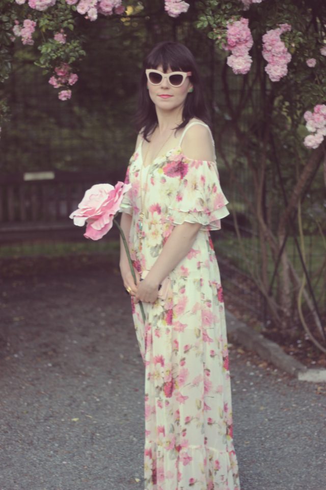 Highline Collective, Floral Maxi Dress, Marc by Marc Jacobs Sunglasses, Kate Spade New York Wallet, Stephanie Kantis, Rose Garden, Government House, Summer Wedding, Fashion blogger