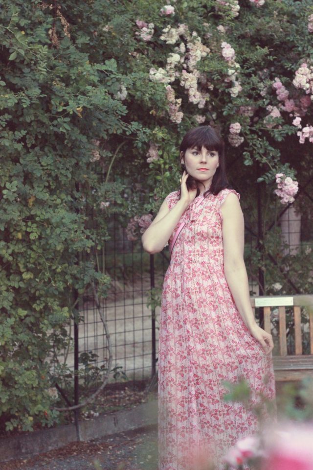 Marshalls, floral maxi dress, summer, wedding, pink, kate spade, rose garden, government house, fashion blogger, vintage