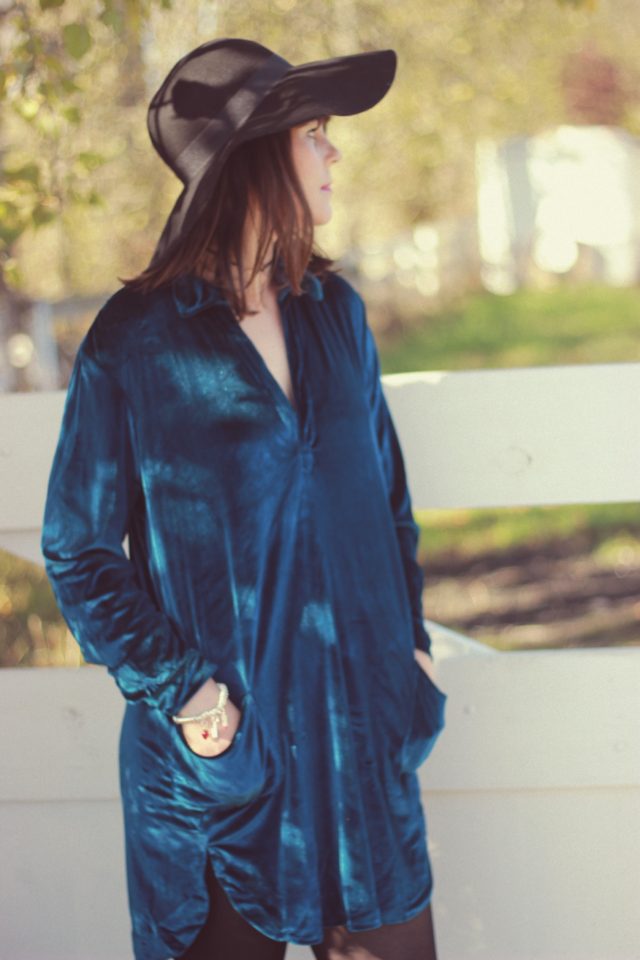 Zaful, Velvet Shirt Dress, Choker, Fall Fashion, Fashion Blogger, blue velvet, crushed velvet, Fall Fashion