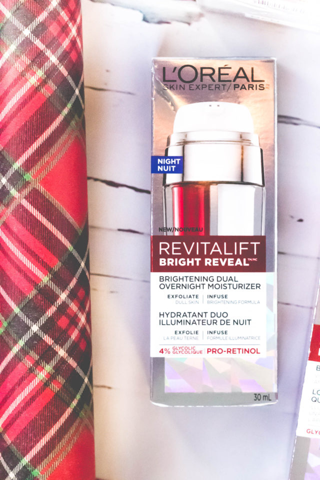 L'Oreal Revitalift Bright Reveal, Review, Skin Care, Acne Scarring, Revitalift Bright Reveal Peel Pads, Revitalift Bright Reveal Cleanser, Revitalift Bright Reveal SPF 30 Moisturizer, Revitalift Bright Reveal Dual Overnight Moisturizer