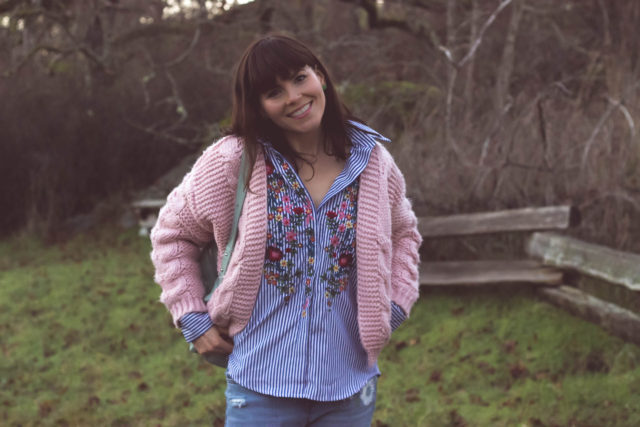 Floral Lullaby Embroidered Shirt in Blue Stripes, Sun Daze Cable Knit Cardigan in Pink, Leather BAGGU backpack, Chic Wish, Vintage, bohemian fashion, fashion blogger, style, outfit,