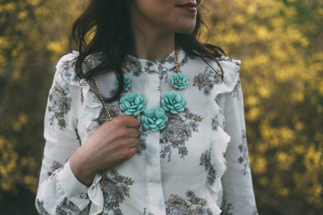 H&M, Floral Blouse, Mint Green, Tulle Skirt, Faux Fur Bag, Chic Wish, Spring Fashion, Vintage, Midi Skirt