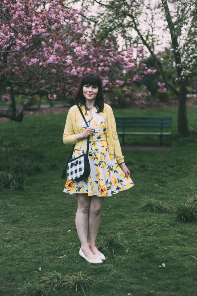 Lemon Dress, Gingham Bag, Pom Pom Boutique, Spring, Fashion, Vintage, style, cherry blossoms, Mad Men,