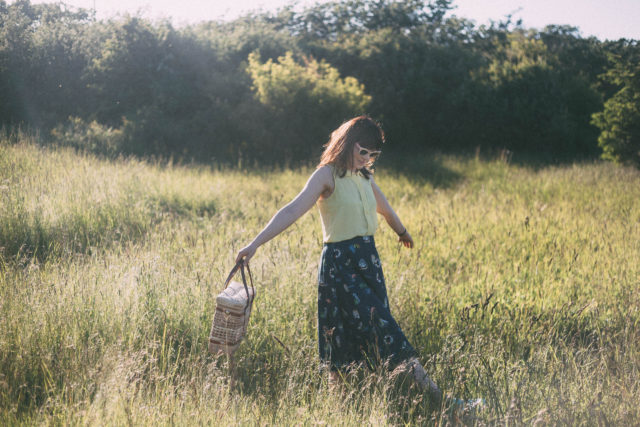 Chic Wish, Blue Midi Skirt, Summer, Retro, Fashion, Vintage, Straw bag,