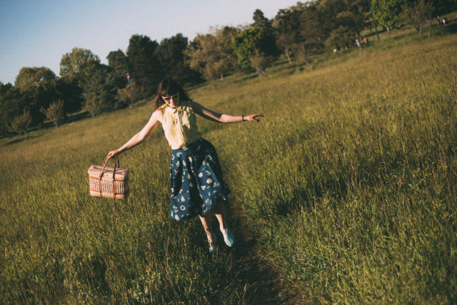 Chic Wish, Blue Midi Skirt, Summer, Retro, Fashion, Vintage, Straw bag,