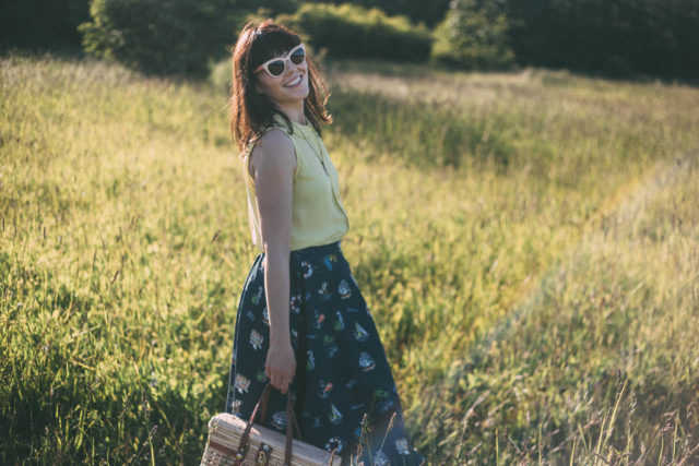 Chic Wish, Blue Midi Skirt, Summer, Retro, Fashion, Vintage, Straw bag,