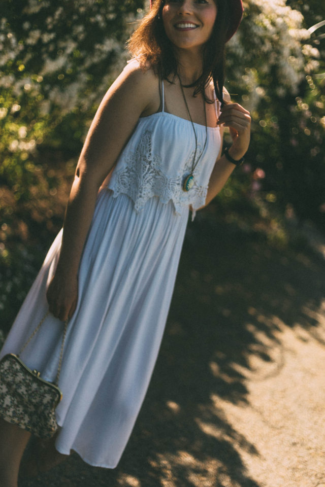 Volcom, Boundless Dress, spaghetti straps, bandeau style, White Dress, Midi skirt length, summer, vintage