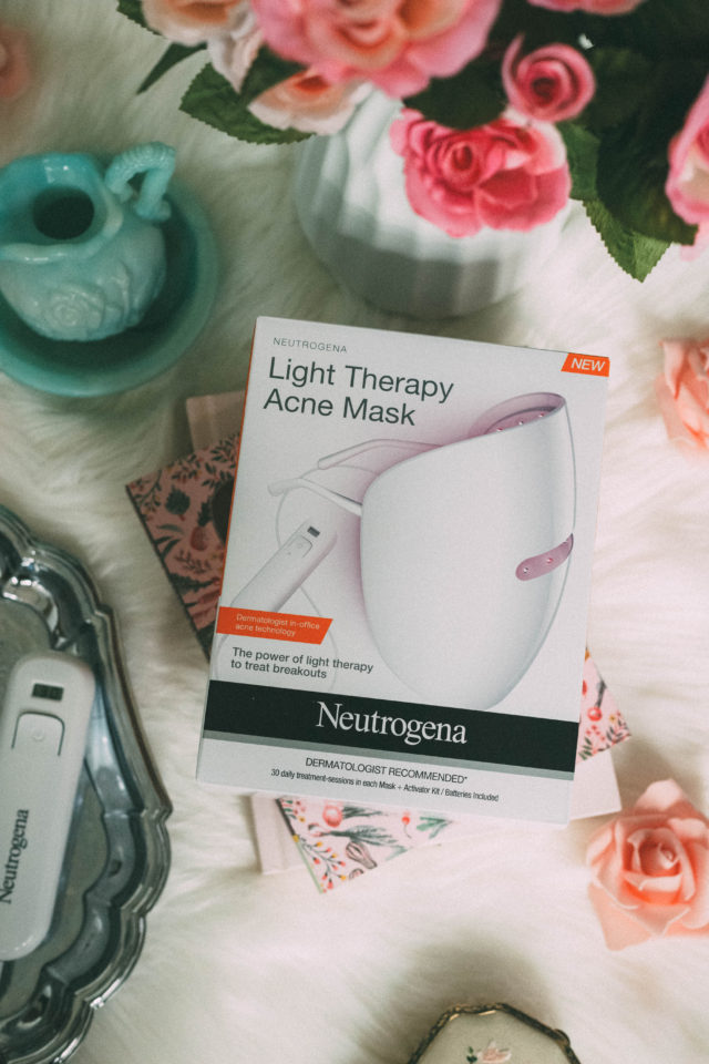 NEUTROGENA Light Therapy Acne Mask, Acne, cure, Review, Light Therapy, Beauty, Skin