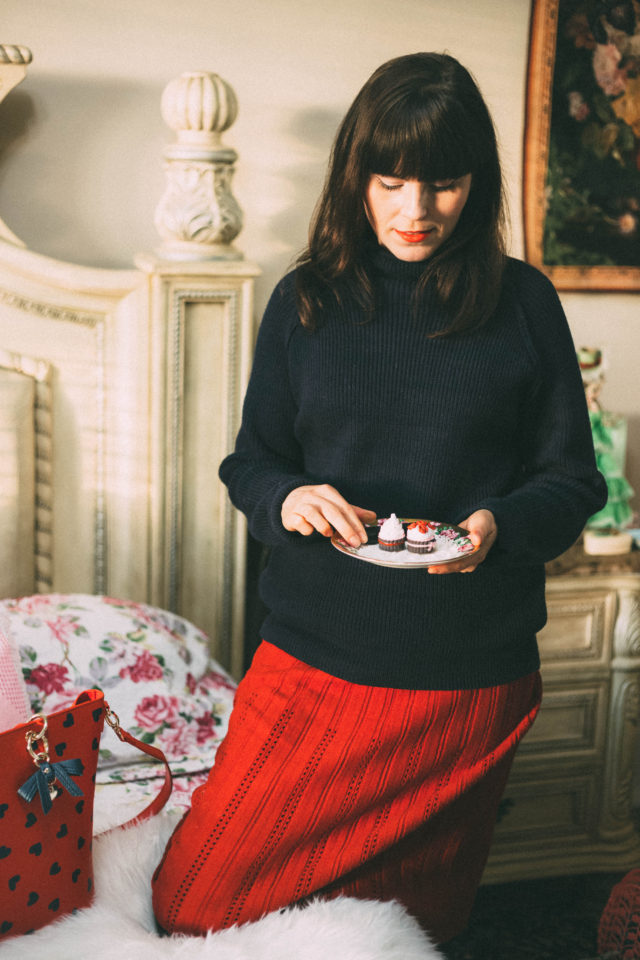 Chic Wish, Red knit Aline Skirt, Heart elbow patch sweater, Review Australia, Heart print, vintage, retro, style, fashion, blogger, Valentines Day.