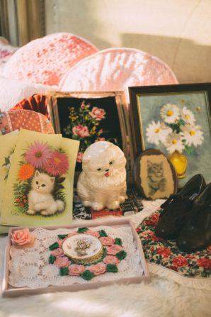 Vintage. Thrift store, Haul, retro, Thrift shopping, Homeware haul, home decor, shabby chic, cat, painting, shoes, decor, needle point, costume jewellery