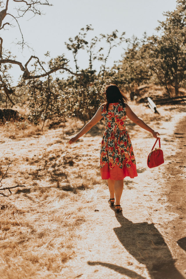 Unique Vintage Summer Haul, Unique Vintage look book, Unique Vintage Fashion Haul, Unique Vintage, Unique Vintage Coral Floral Print Sleeveless Detroit Swing Dress, Vintage Style Yellow & White Gingham Cotton Gail Swing Dress,