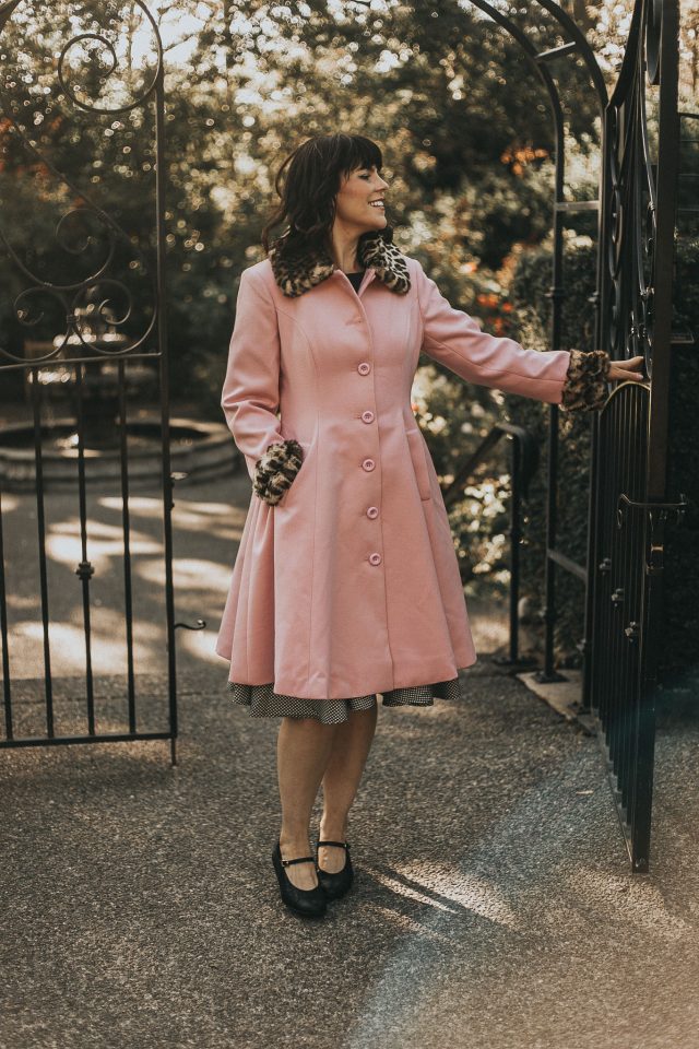 Hell Bunny, ROBINSON COAT, vintage inspired fashion, vintage inspired fall fashion