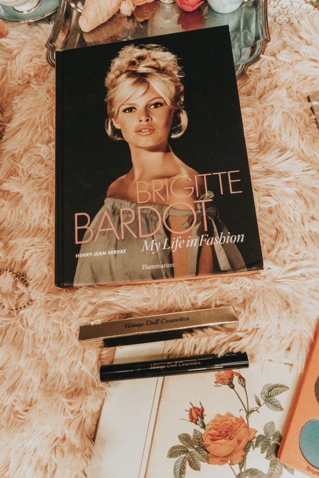 Brigitte Bardot, Brigitte Bardot Eye Makeup Tutorial, Brigitte Bardot 1960s cat eye tutorial, vintage cat eye tutorial liquid stamp eyeliner