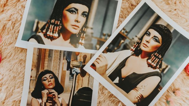 Cleopatra, Elizabeth Taylor, Cleopatra 1960s makes tutorial, Elizabeth Taylor Cleopatra makeup tutorial, Cleopatra vintage revlon tutorial 