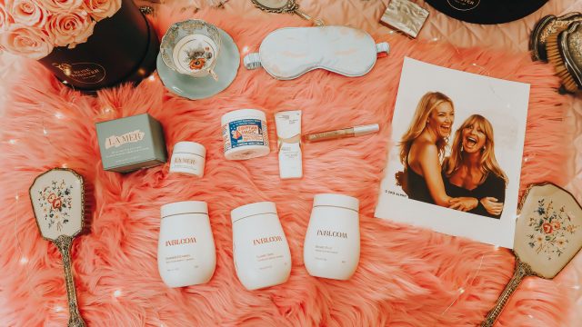 Kate Hudson and goldie hawn's favorite beauty products, Kate beauty routine, Goldie Hawn Beauty routine, Goldie Hawn beauty secrets, Kate Hudson beauty secrets