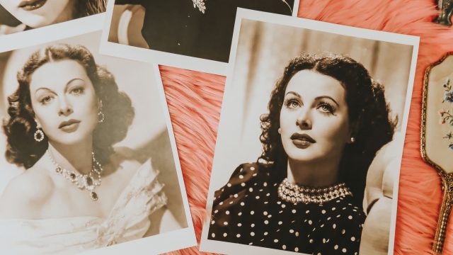 What happened to Hedy Lamarr, Hedy Lamarr Bio, Hedy Lamarr Inventor, Hedy Lamarr Old Hollywood, Hedy Lamarr life story, Hedy Lamarr beauty 