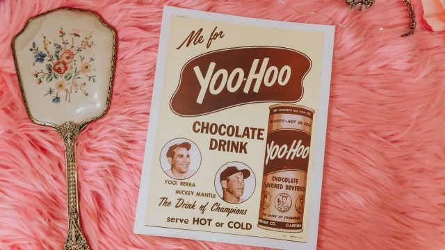 1920s foods you can still buy today, popular 1920s foods, 1920s snacks, what did people eat in the 1920s 